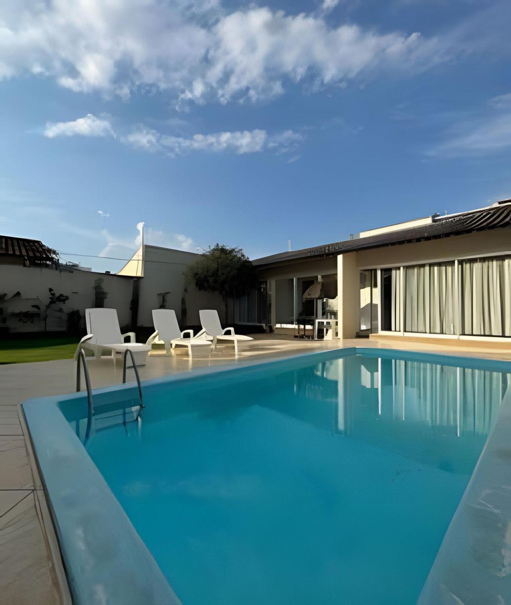 Sobrado Com 5 Suite 1 Quarto Piscina Churraqueira Ar Ate 20 Hospede Foz do Iguaçu Exterior foto